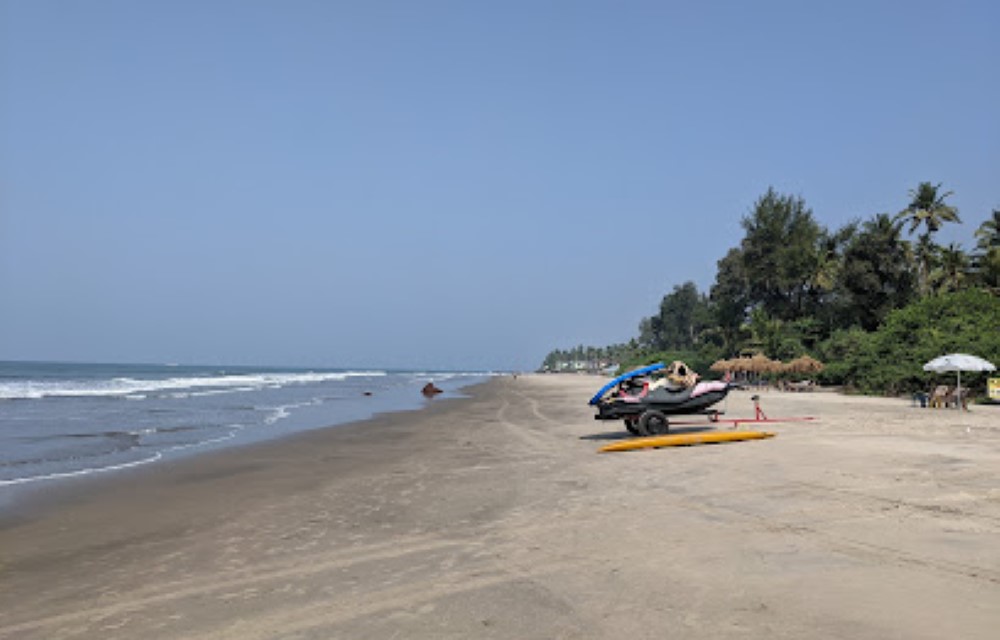 Surf House Baga at Ashwem Beach